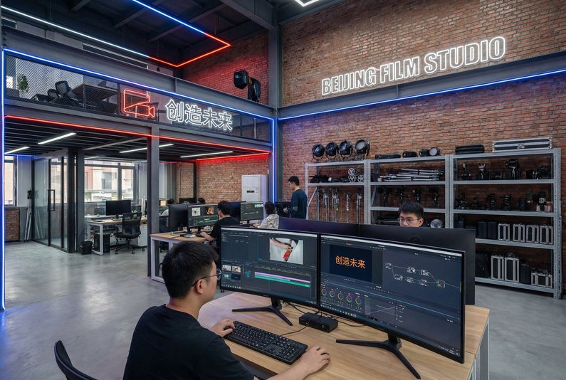 四虎影视传媒公司办公环境